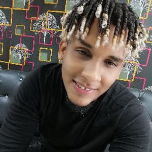 Meet your Posher, Claudio